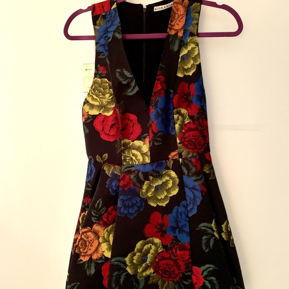 Tanner Dress in Black Multi by Alice + Olivia - Picture 4 of 7